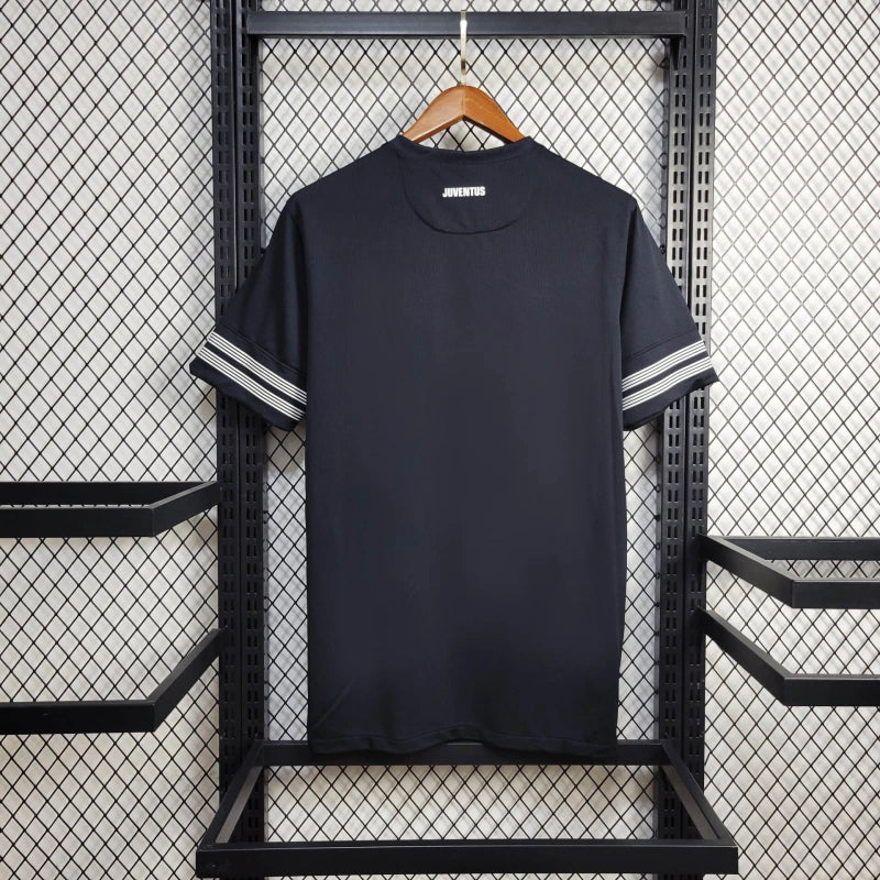 Retro Juventus Away 2012/13 Football Jersey
