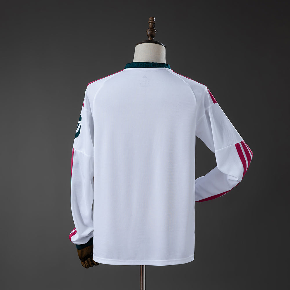 #version_long sleeve